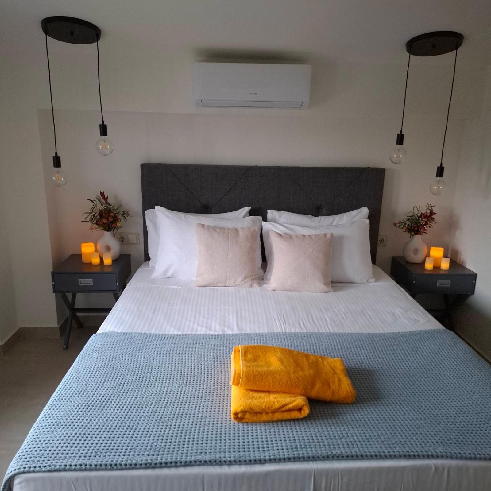 Villas Epta Karpi Complex Of 7 Luxury Villas Skriperon Экстерьер фото