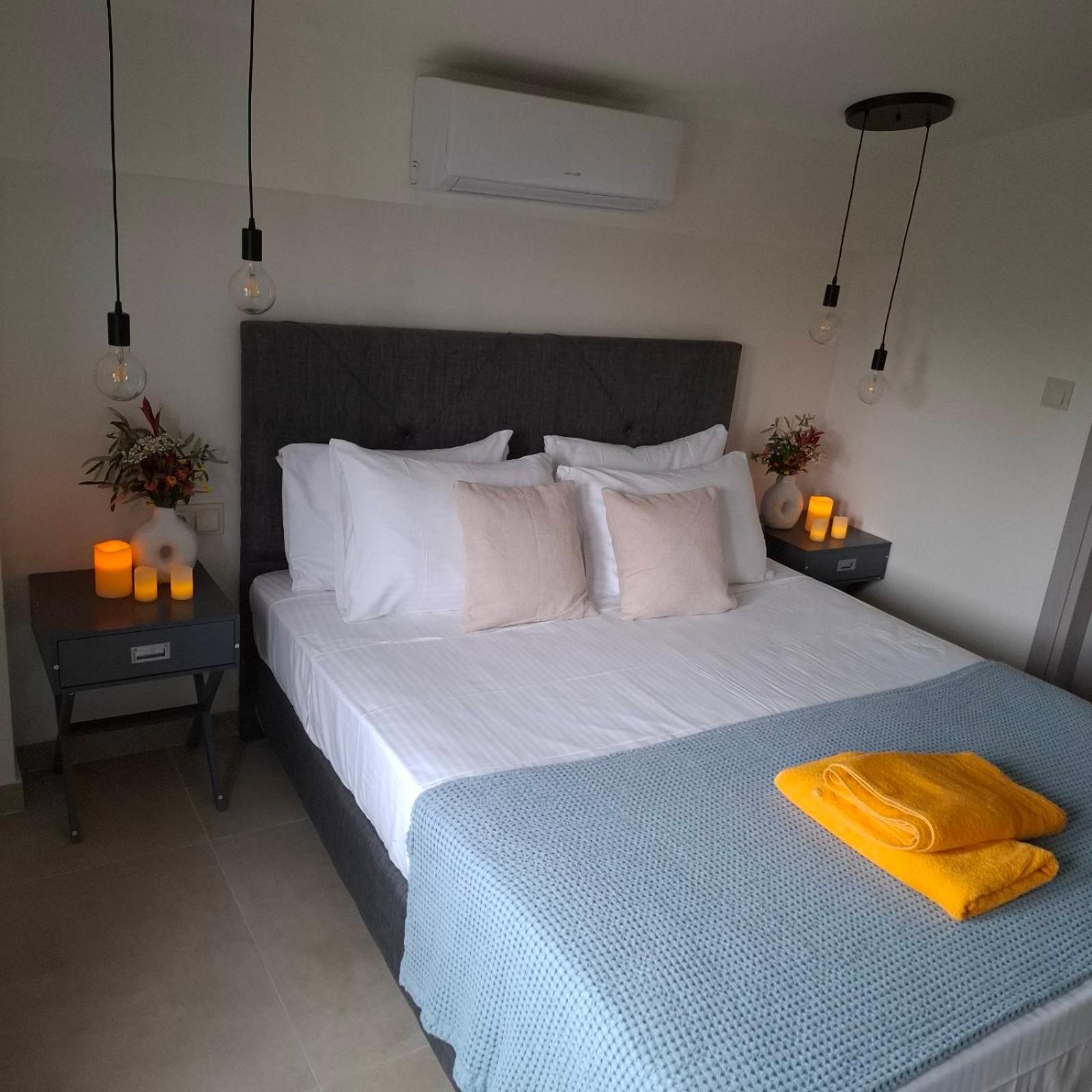 Villas Epta Karpi Complex Of 7 Luxury Villas Skriperon Экстерьер фото